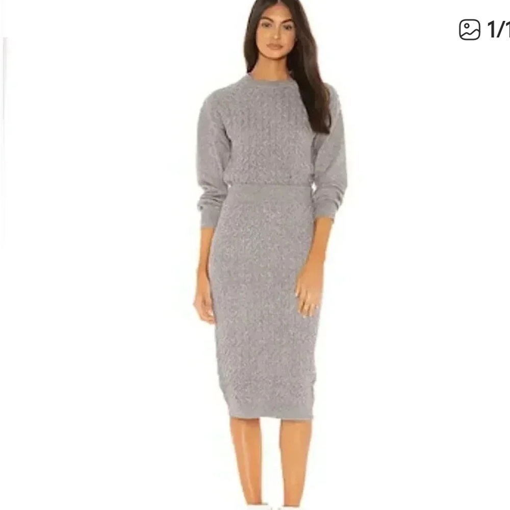 Revolve Heartloom Charcoal Knit sweater skirt M - Picture 1 of 6
